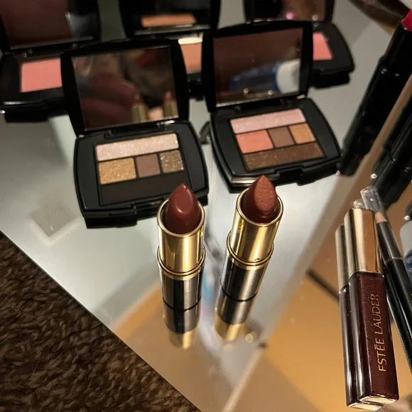 Lancôme & Estée Lauder Makeup Set - Picture 5 of 5